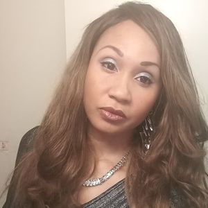 Meet your Posher, Janelle